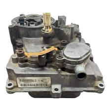 05-07 Ford F250 F350 6.0 6.0L Diesel Oil Cooler Housing Cover Assembly OE