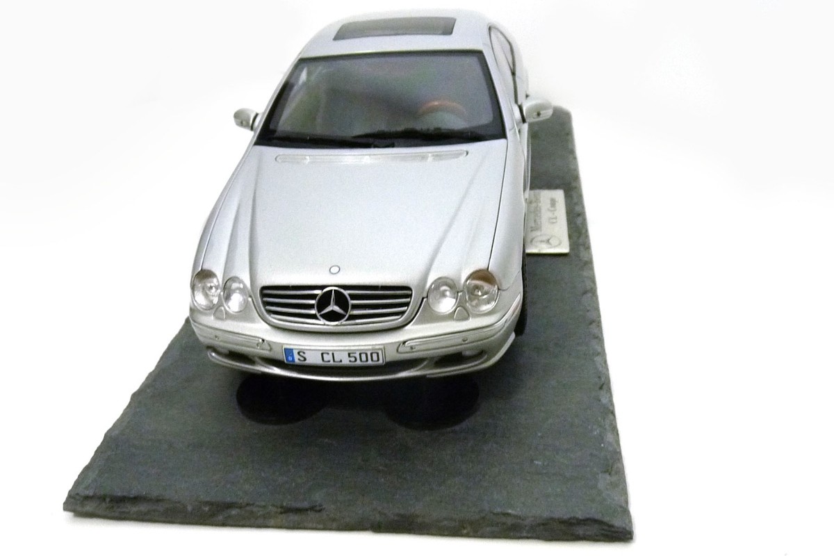 ミニカー Autoart 1/18 Mercedes Benz CL AUTOart 1/18 MERCEDES-BENZ CL500 BIG BODY COUPE W SLATE BASE