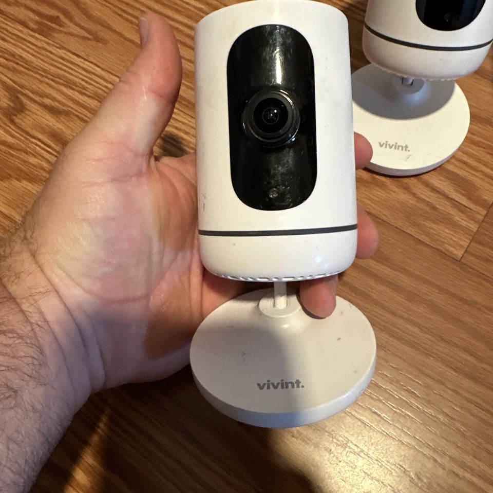 Vivint Ping Indoor Security Camera VCam1 Lot Of 3 White