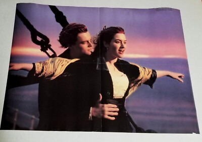 1997 Titanic Movie Scene Poster Front Ship Kiss 19x26 Leonardo DiCaprio vtg RARE
