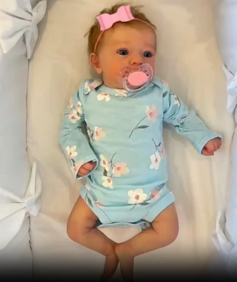 New 18 inch Reborn Dolls Finished Felicia Realistic Lovely Newborn - Immagine 2 di 3