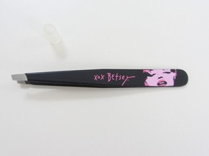 VTG Tweezerman Betsey Johnson Designer Series Slant Tweezers BETSEY BABE Marilyn