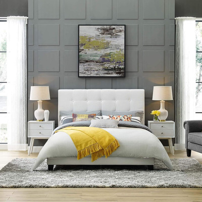 Elegant White Tufted Fabric Queen Platform Bed by Melanie