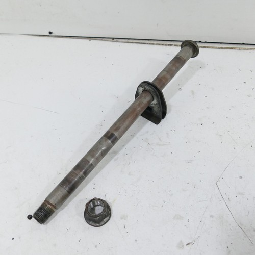 Suzuki GSF 600 Bandit GN77 Hinterradachse Achse Hinterrad Schraube 75738