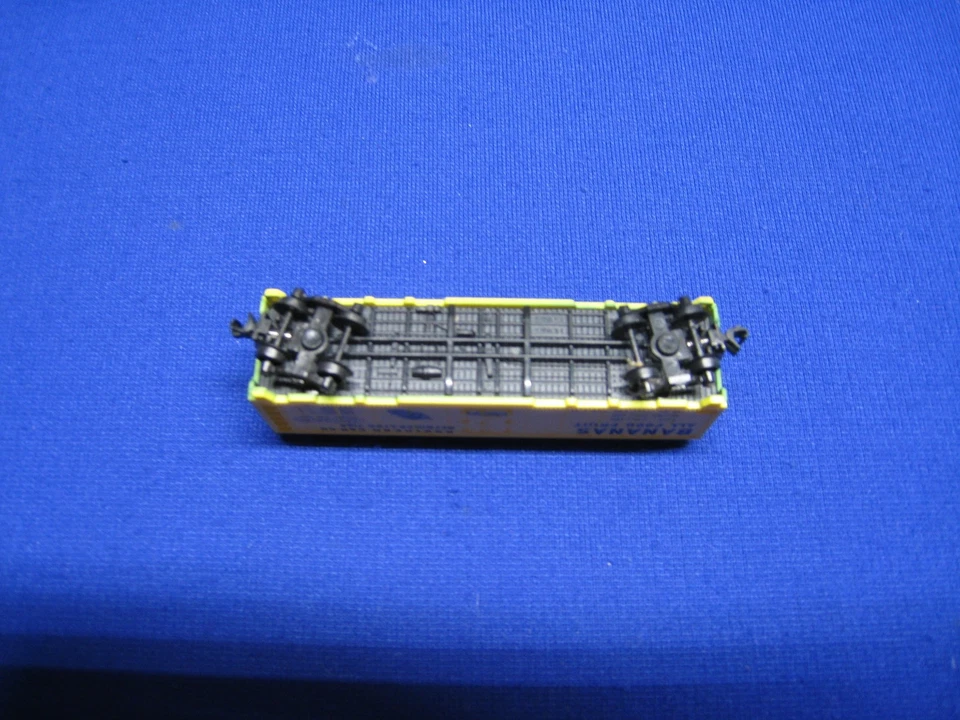 N Scale Bananas Reefer - Freight Train - Image 4 of 4