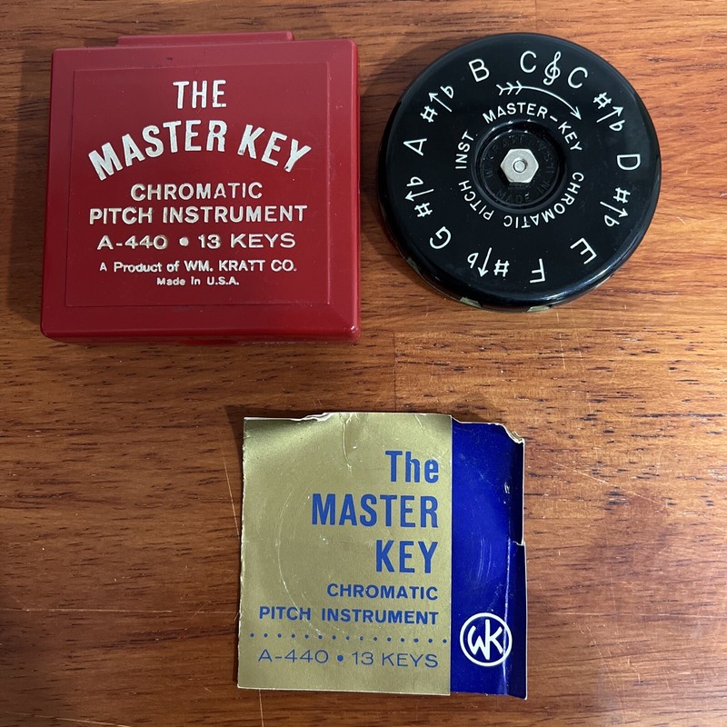 Vintage Chromatic Pitch Pipe Instrument The Master Key WM Kratt Co A-440