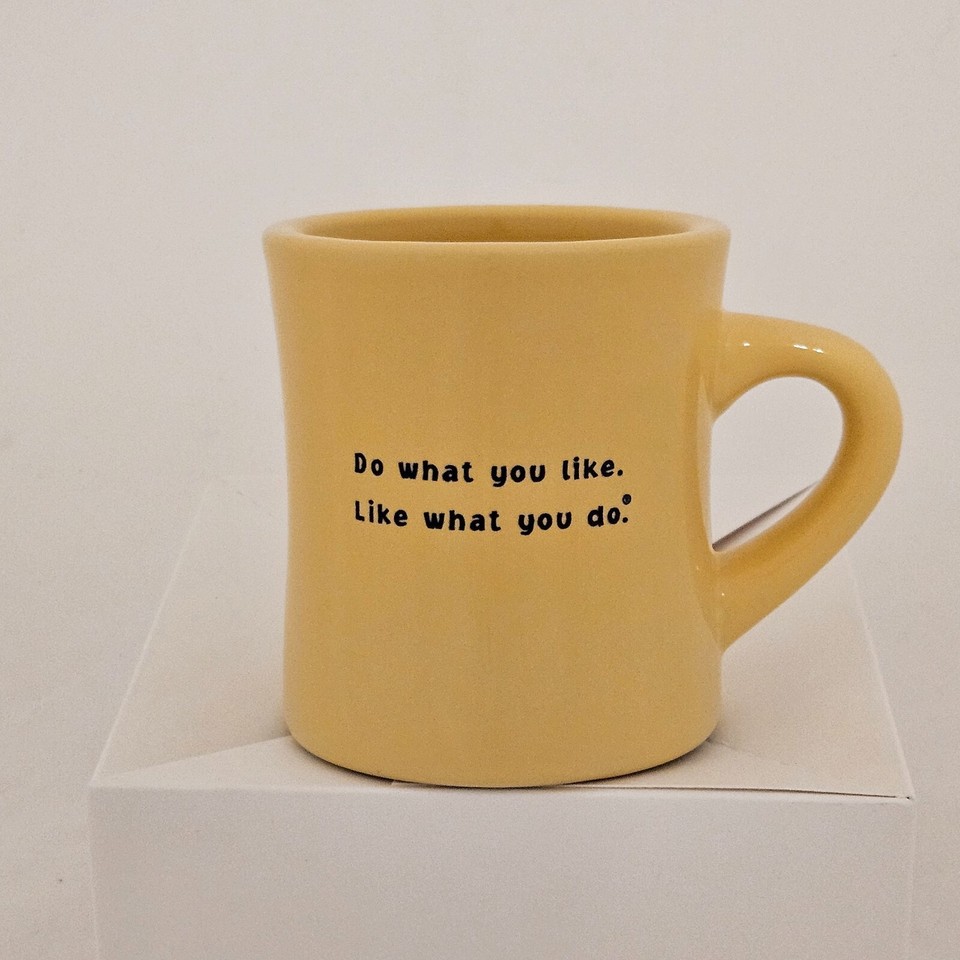 Life Is Good Diner Style Yellow Coffee Mug Jake on Adirondack Chair 10