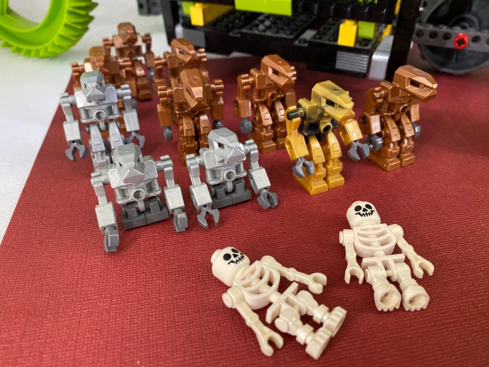 Lego 2007 ☆ Exo-Force ☆ Mobile Devastator Vehicle, 12 Minifigs & Instruct. #8108 - Image 3 of 4