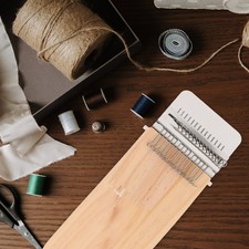 Compact Wooden Weaving Hand Knitting Machine Tool For Clothing Use