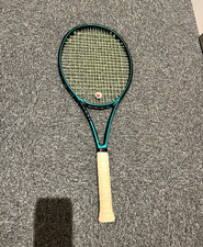 Wilson Blade 100 V9 Tennis Racket 16x19 300g (Grip Size 2, Strung)