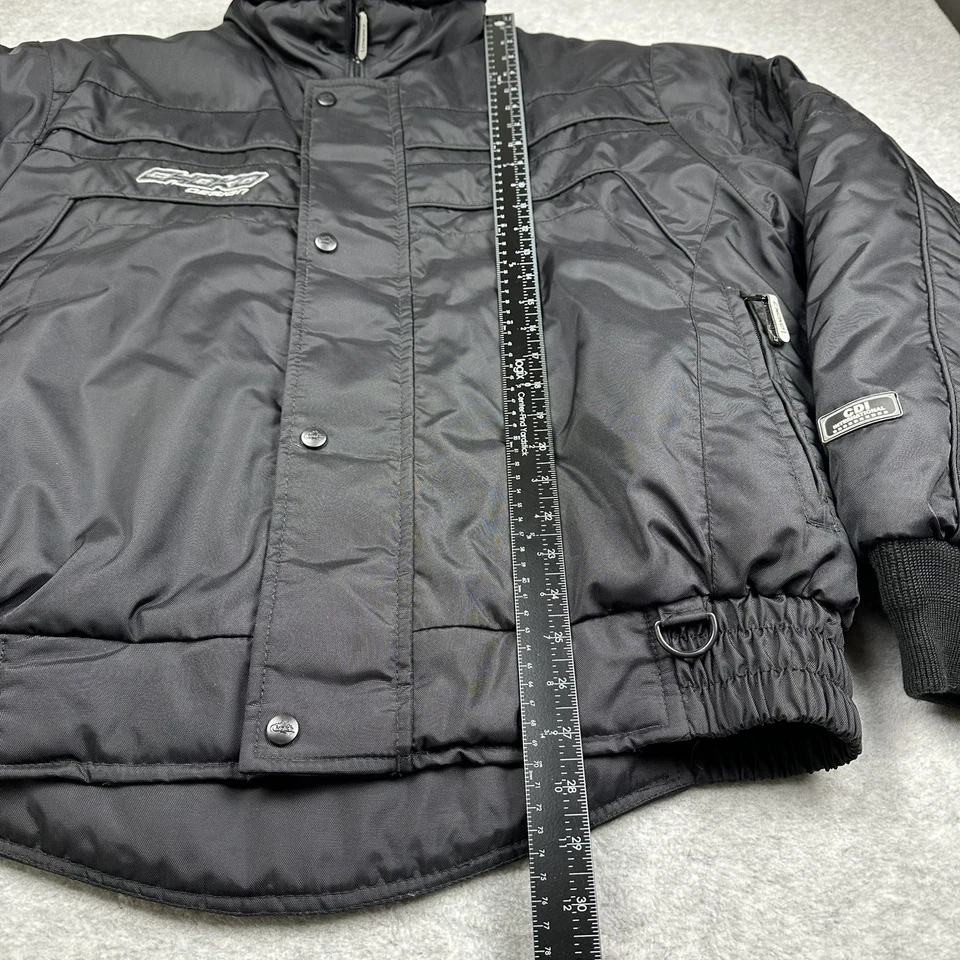 Chaqueta de bombardero de moto de nieve Choko de colección para hombre grande negra aislada deportes de motor Foto 2 de 4