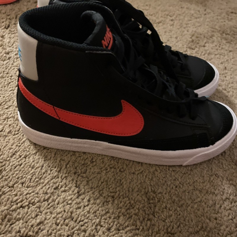 Nike Blazer Mid 77 Black Fusion Red & Blue Kids (size 6y)
