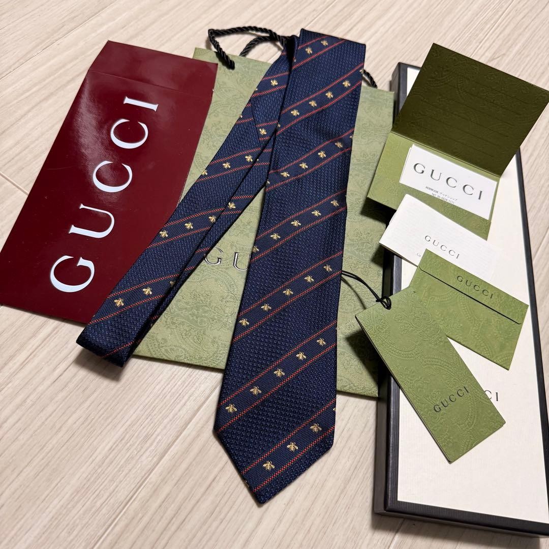 Gucci Neck Tie Navy Red Gold Striped Bee 100%Silk mint gift | eBay