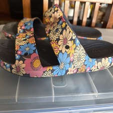 Crocs Shoes Mens 9 Womens 111 Classic Retro Floral Blue Slip On Slide Sandals