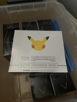Pokémon TCG - Celebrations Elite Trainer Box ETB, Neu, OVP, Sealed, Englisch