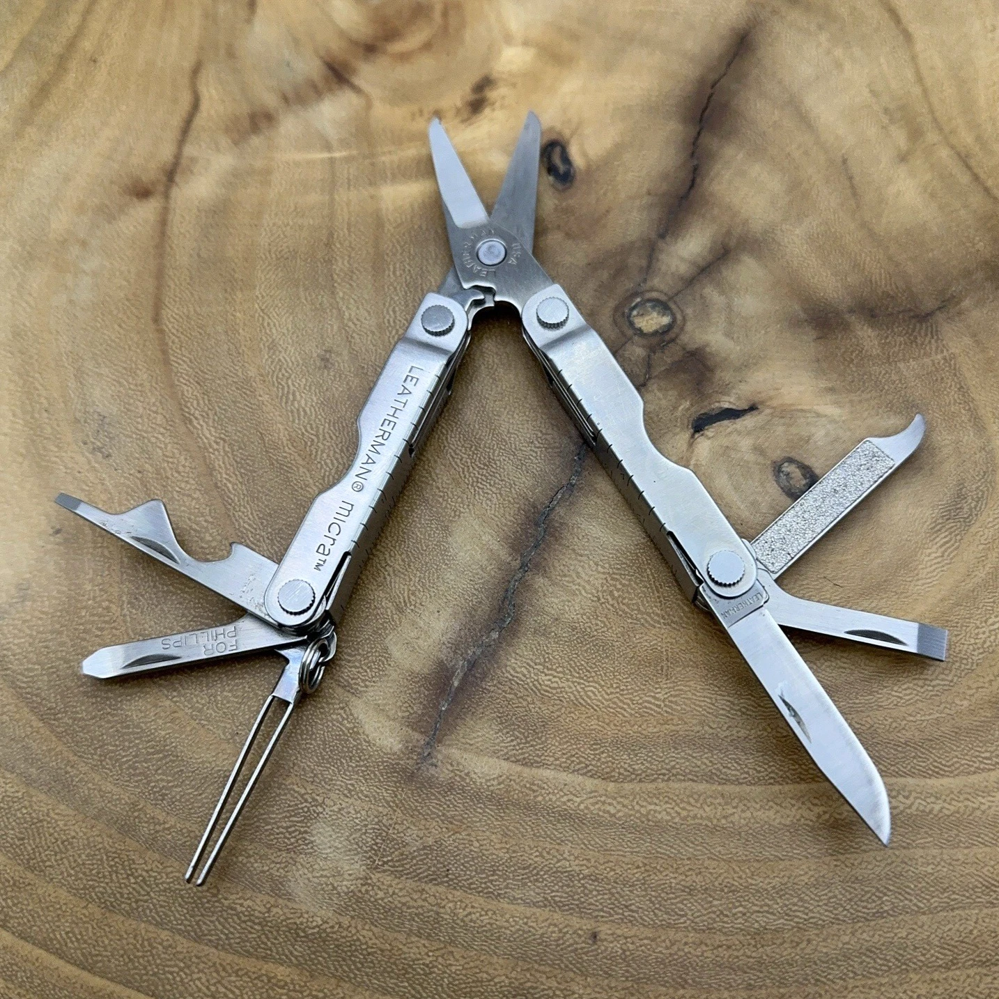 1 Leatherman Micra Stainless Mini Multitool Knife, Stainless Dated 0?/00 *READ*