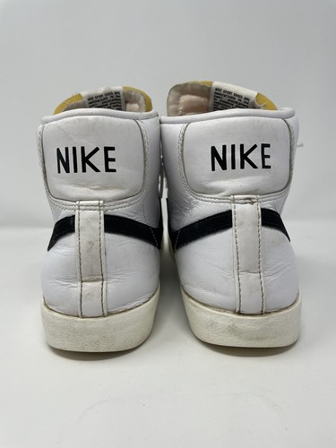 Nike Blazer Mid '77 Sneakers Shoes White Black BQ6806-100 Men's Size 9US - Picture 3 of 5