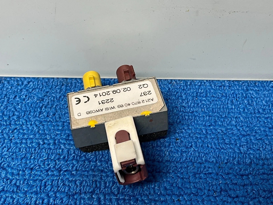 MERCEDES GL550 GL540 X166 2012-2020 AMPLIFICADOR DE ANTENA AMPLIFICADOR MÓDULO DIVISOR OEM Foto 3 de 4