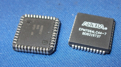 EPM7064LC44-7 Altera EPM7064LC44 44-PIN PLCC LAST ONES QTY-1