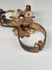 Opera Glove Holder/Clip with Filigree Flower Vintage