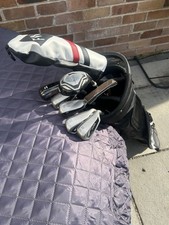 Right-Handed Golf Club Set with Bag