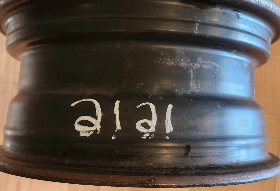 Llanta de acero 14" Dodge Stratus, Breeze, Cirrus Factory OEM 14x6 1999-2000 Foto 3 de 3