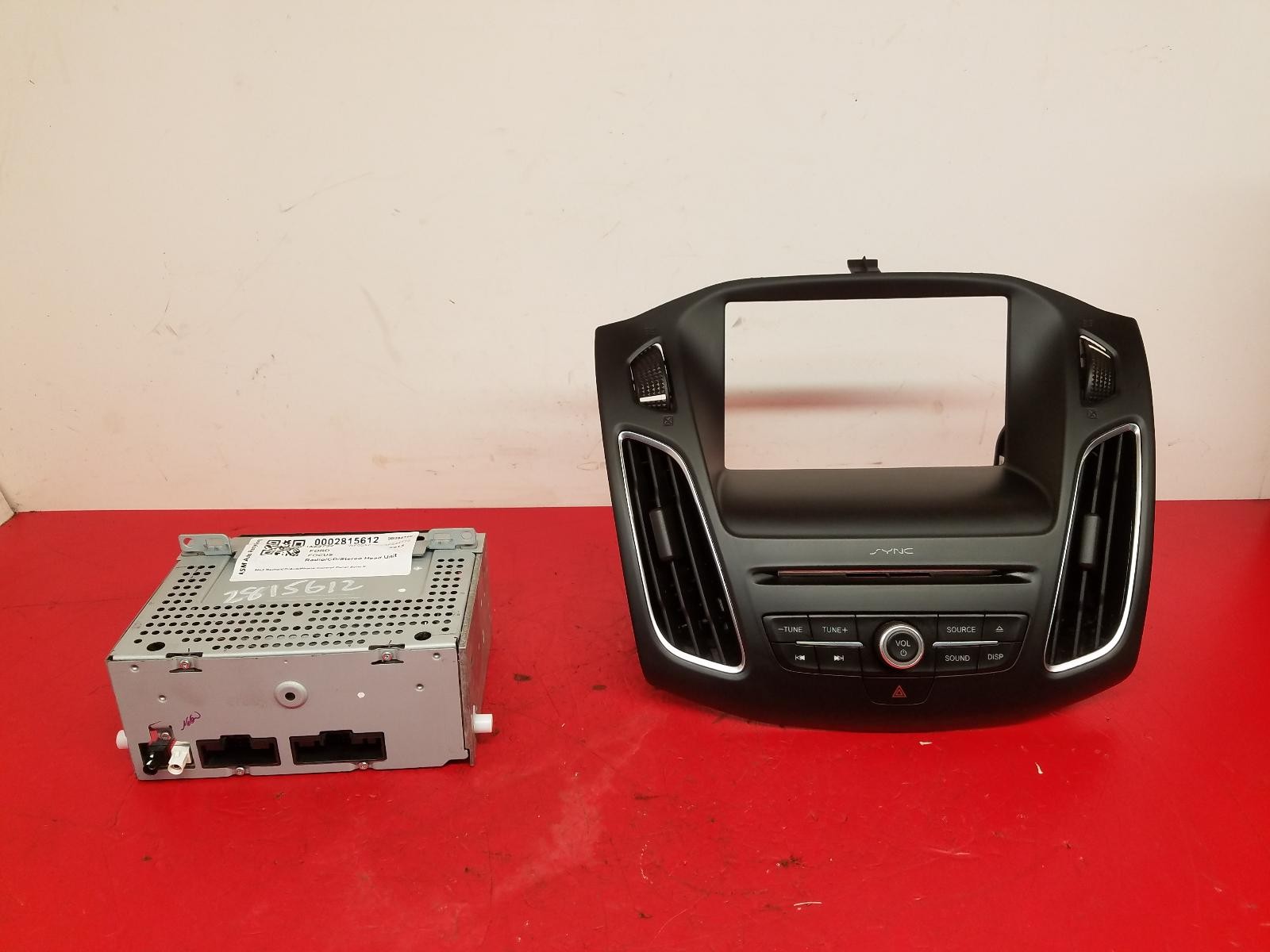 2015 FORD FOCUS MK3 CD RADIO STEREO UNIT 2369093