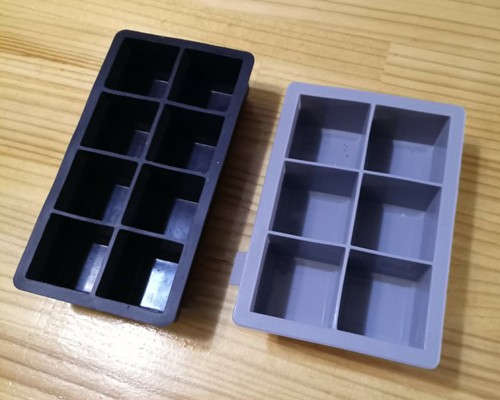 Set of 2 Silicone Ice Cube Trays Grey & Black 6 Cube Gray Tray, 8 Cube Black