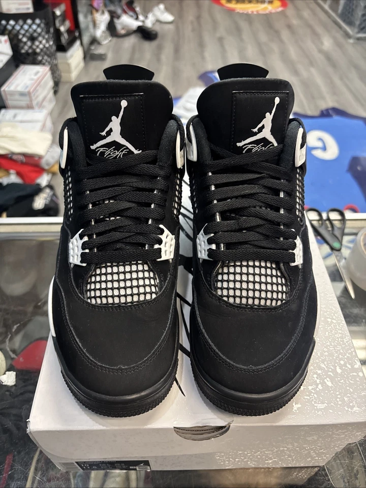 Size 10 - Air Jordan 4 Retro White Thunder - Image 2 of 4