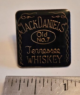 Jack Daniels Old No 7 Tennessee Whiskey Lapel/Hat Pin ~Distillery Ad ~ 1'' ~NEW