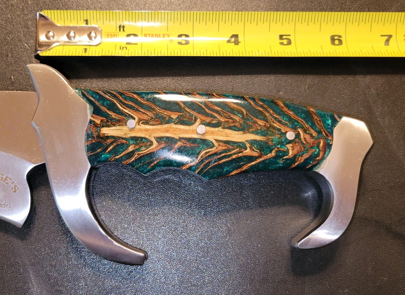 Badass Blades D2 Steel Persian Combat Knife Green Pine Cone Resin Handle- BA779