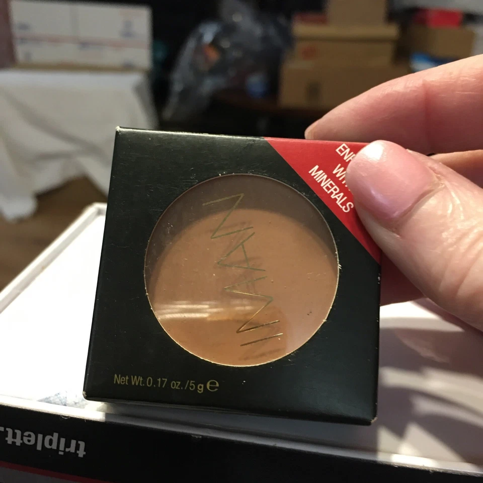 IMAN COSMETICS SAND MEDIUM Second To None Cover Cream .17oz - Image 3 of 3