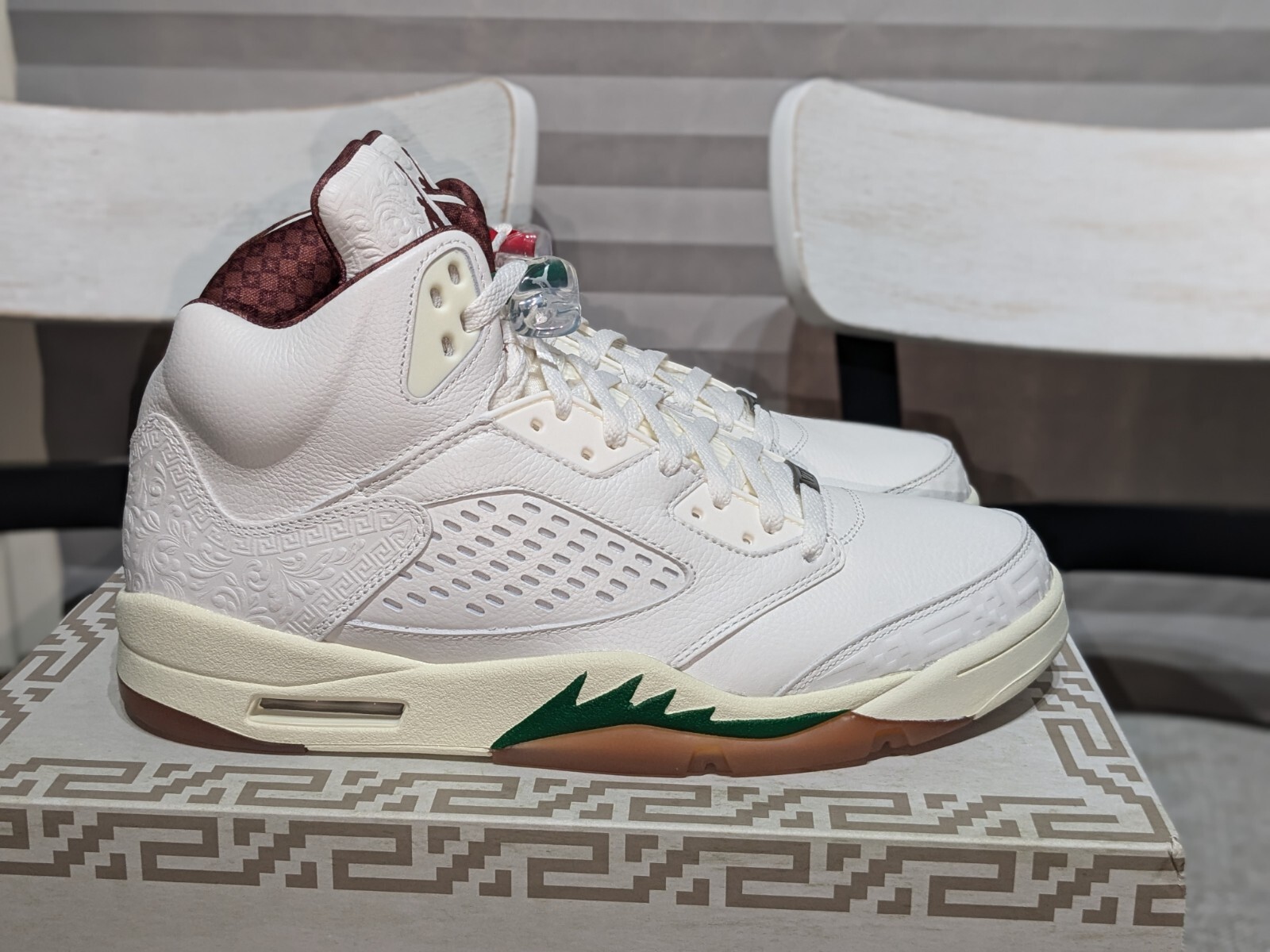 PONY Nike Air Jordan 5 El Grito Sneakers Uomo 13 Off White Scarpe Retrò (HF8833 100)