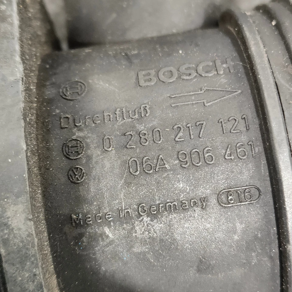 2003 Volkswagen Golf MK4 1.8 SENSOR DE FLUXO DE AR MEDIDOR 06A906461 #1 - Imagem 2 de 3