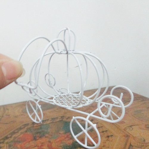Carrozze Zucca Metallo Vernice Bianco-Portaconfetti Bomboniere Regalo Segnaposto - Foto 2 di 4