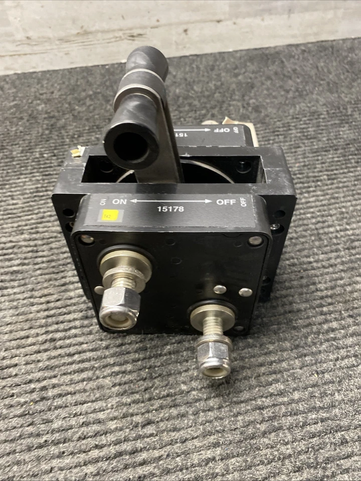 Interruptor de desconexión de batería NOS Bussmann 15178 24 voltios Foto 3 de 4