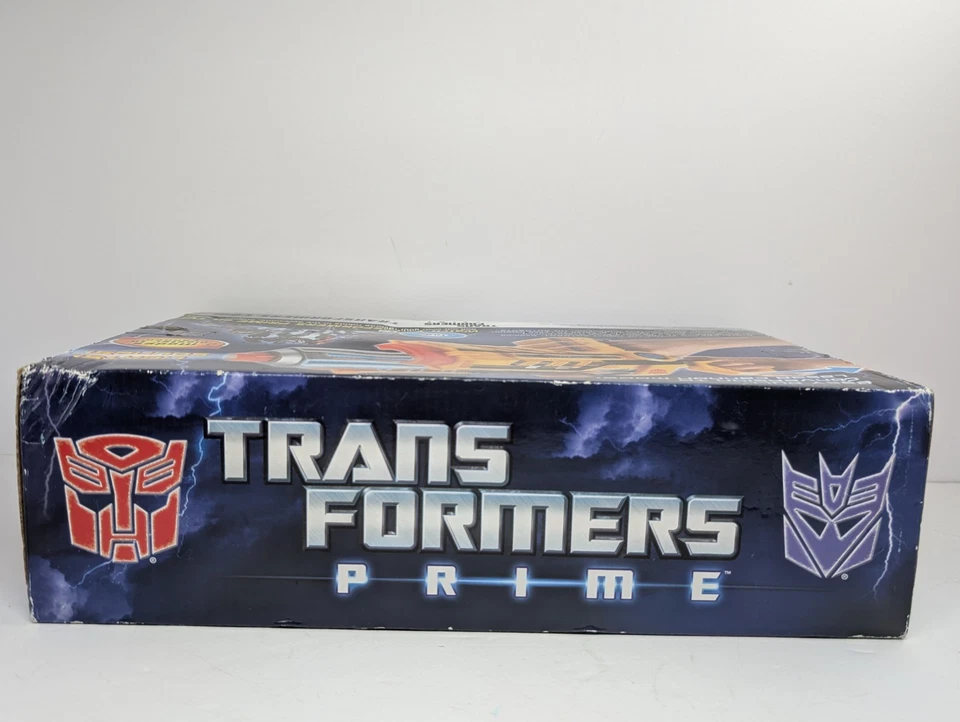 罕见 变形金刚 首版:BUMBLEBEE ION BLASTER 2011 全新未拆封  — 第 2/4 张图片