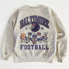 Baltimore Ravens NFL Football Looney tunes 90s Sweatshirt Men WOmen