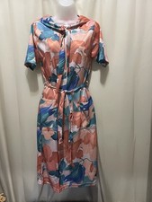 Vintage Artistic Fantasy Floral House Dress Zip Up Medium Belted Pockets