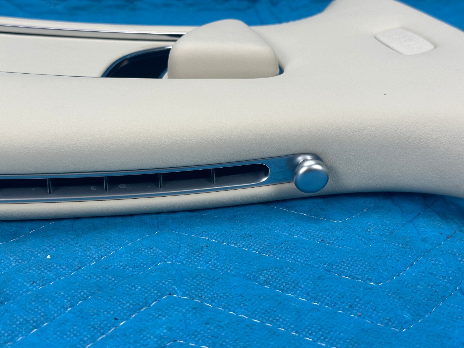 Bentley Flying Spur B-Pillar Upper Trim Panel Passenger Side Ivory 2008-2012 OEM