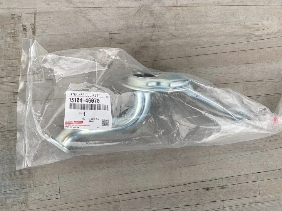 Subconjunto de filtro de aceite genuino Lexus OEM 15104-46070 para GS300 GS400 GS430 IS300 Foto 3 de 4