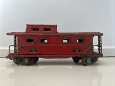 Vintage American flyer lines Pre-War 1936 Caboose, Red, With Lamp Bulb Train