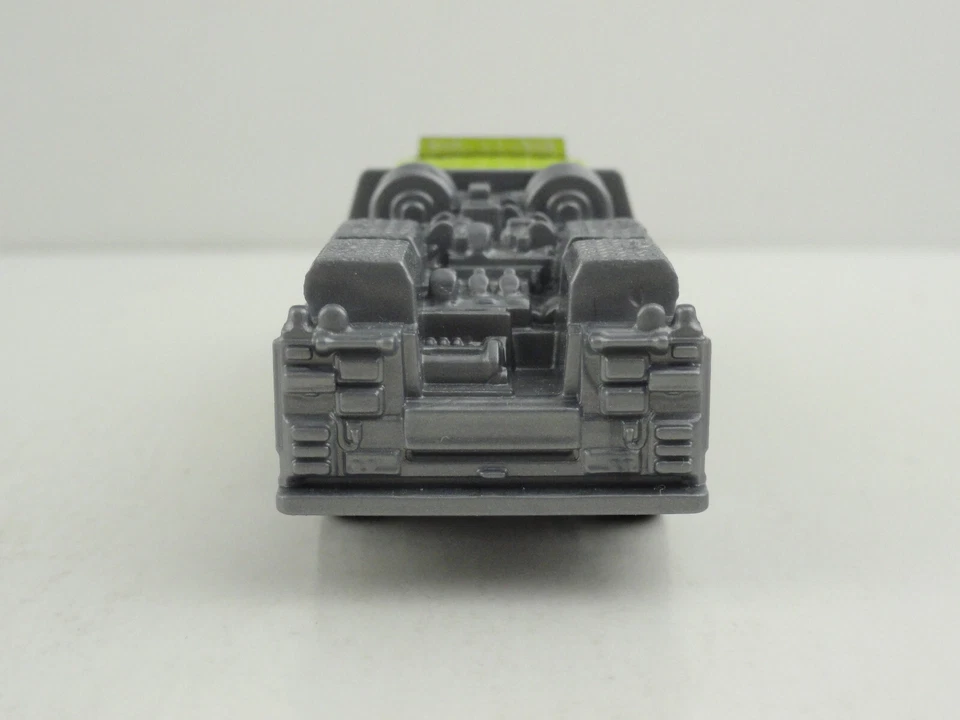 2011 Matchbox #50 Ford F-550 Super Duty Fire Truck (Neon Green Unit 23) - LOOSE - Image 3 of 4