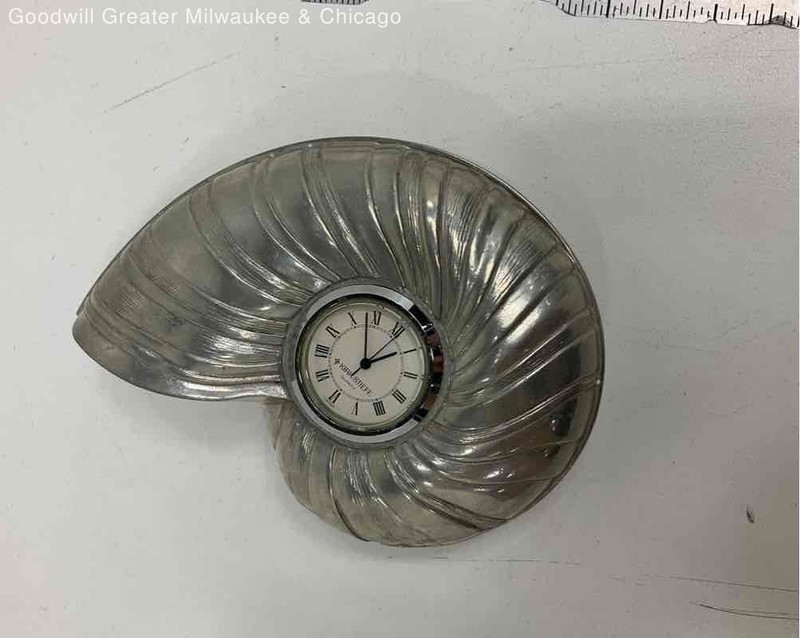 Vintage Kirk Stieff Nautilus Shell clock