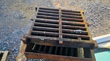Hinged Gully Grating and Frame (5 Pcs)