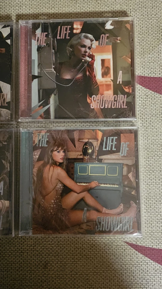 Taylor Swift - The Life of a Showgirl LIMITED Release Deluxe CD - Bild 4 von 4