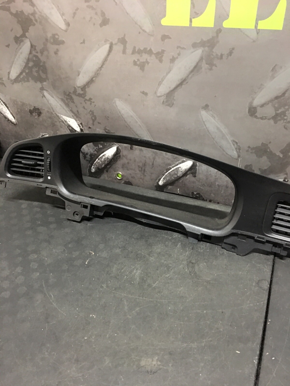 USED 2004 Honda Odyssey; Dash Cluster Bezel w/ Vents, Clock & Hazard eBay