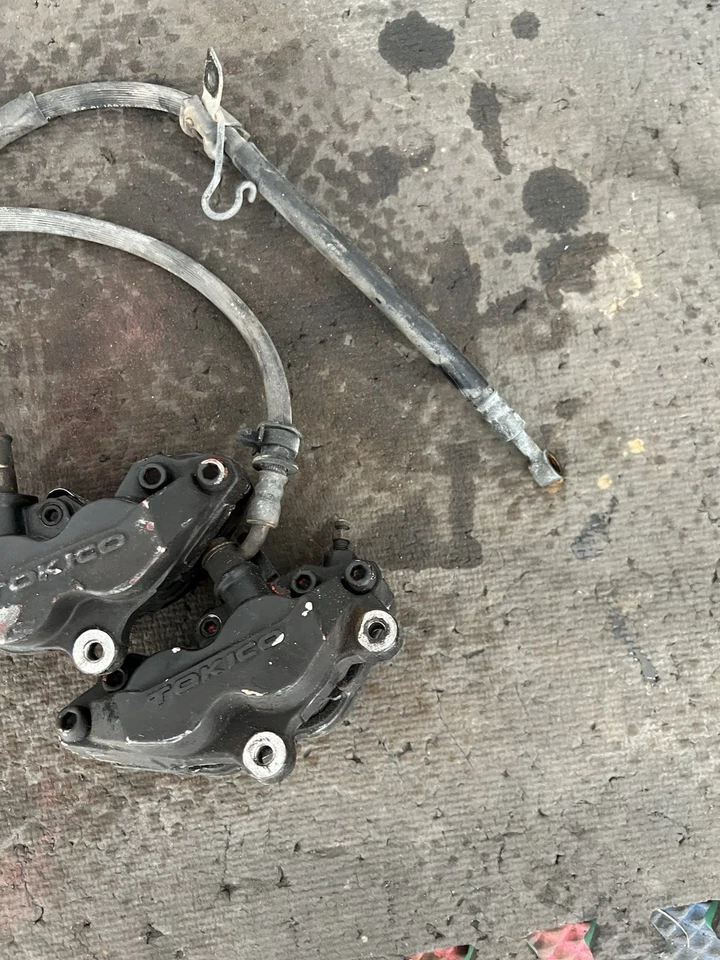 2001-2003 Suzuki GSXR750 Front Brake System Master Cylinder Calipers - Image 3 of 4