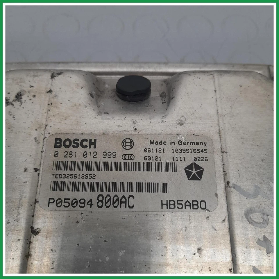 Centralina Iniezione Bosch 0281012999 Chrysler Grand Voyager III P05094800AC 200 - Immagine 3 di 4