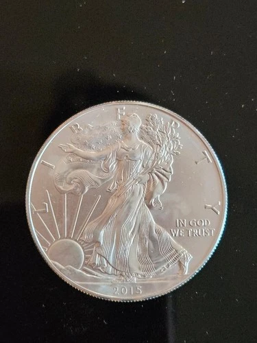 2015 American Silver Eagle 1 oz .999 Fine Silver Dollar Uncirculated